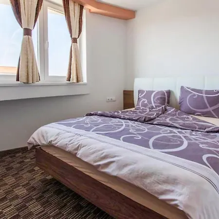 2 Bedroom Amazing In Vodice