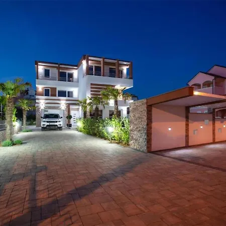 Appartamento 2 Bedroom Amazing In Vodice