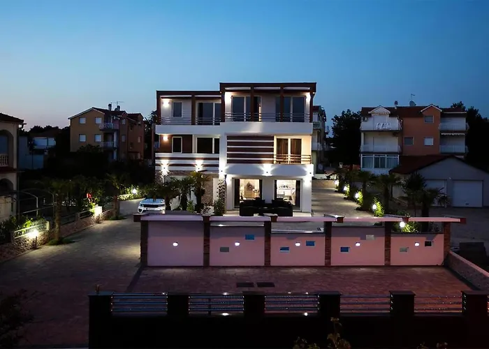 Apartment 2 Bedroom Amazing In